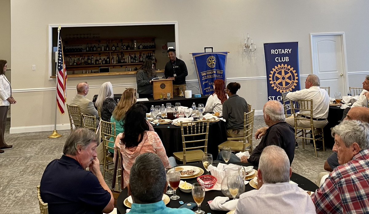 Ken_Oertling's tweet image. Was fortunate to listen to @DHSWildcats and @HahnvilleHigh Interact Club students at this afternoon’s Rotary Meeting. We are blessed to have these young leaders in @SCPPS and community. 🔥💯 #LeadershipMatters #ServiceBeforeSelf