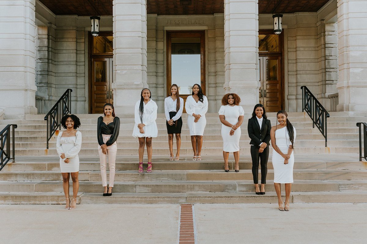 mu_pass's tweet photo. Meet our 2022-2023 Executive Board💗💜 https://t.co/TWSM4B8L7s