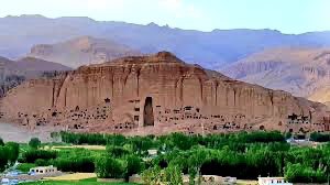 RaziElham's tweet photo. در یک اسپس شرکت کردم که موضوع بحث آن «شناخت تاریخ و نژاد هزاره ها» بود. چرا بعضی ها تاکید بر ربط دادن هزاره ها با ترکها یا مغولها دارند؟ یعنی اصلیت و هویت هزاره ها حتما باید برگردد به این دو!
هزاره ها خودشان هستند، با تاریخ و سابقه زندگی طولانی در افغانستان  
#StopHazaraGenocide https://t.co/0k424R5EWp