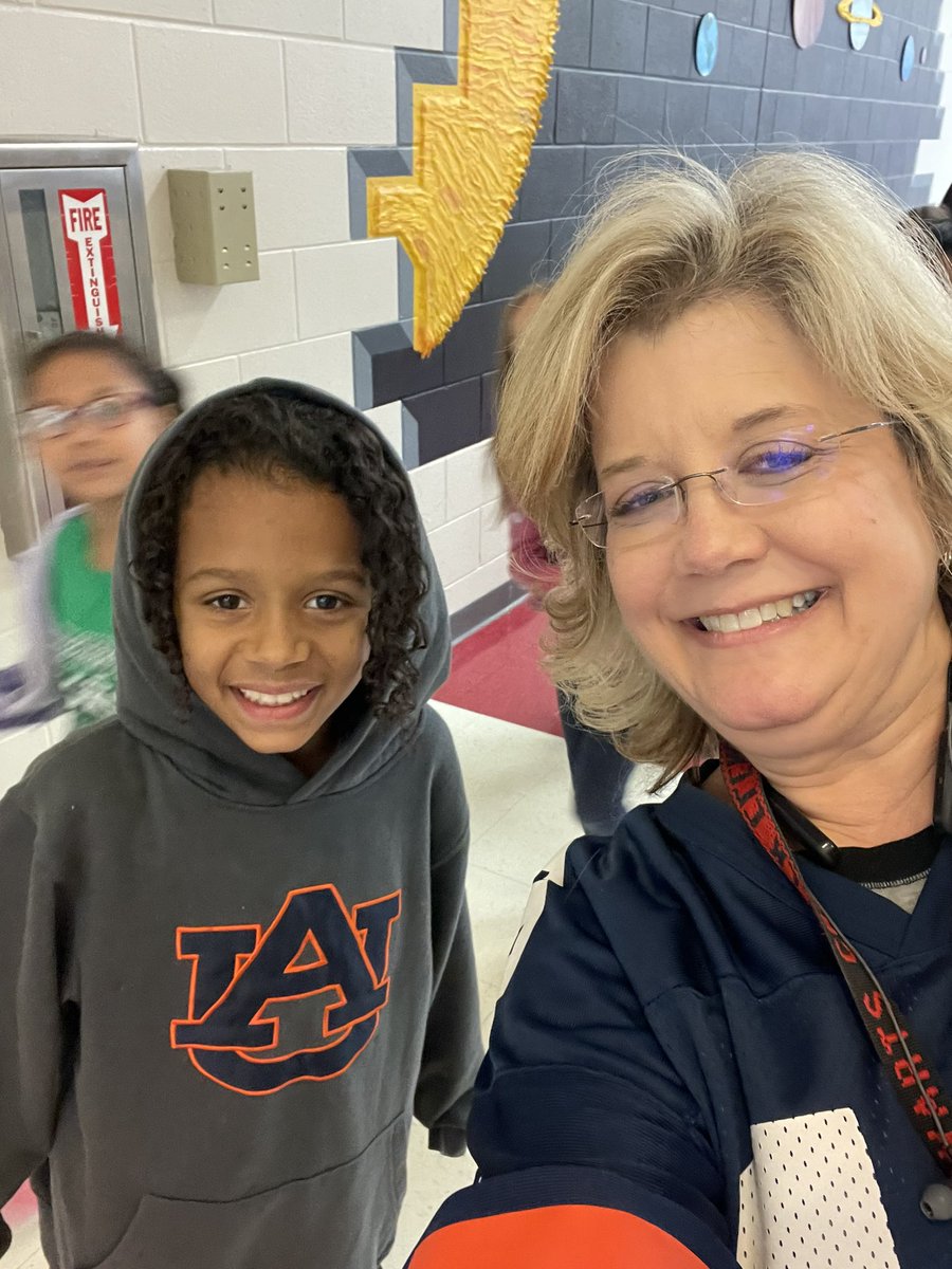Jill Hines tweet media