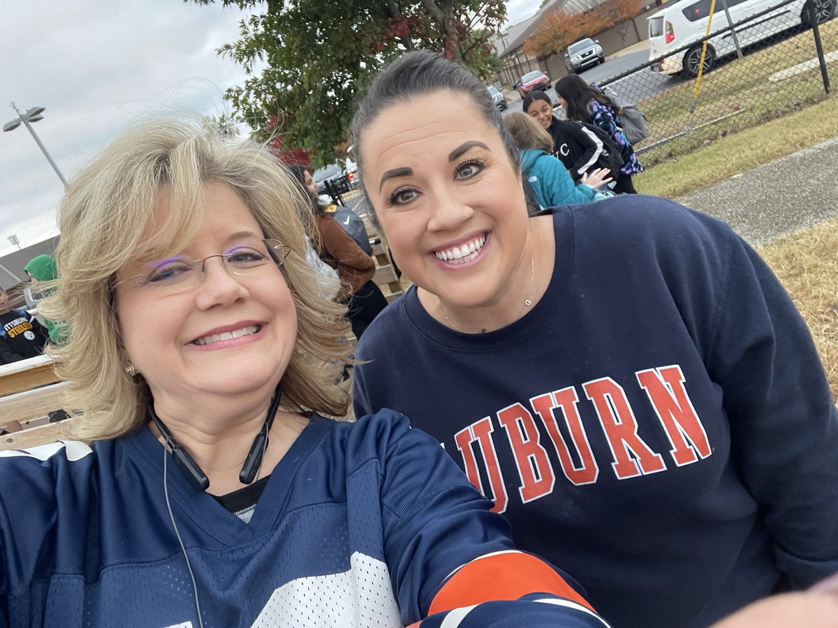 We are Teaming Up Against Drugs <a href="/SCECardinals/">SCECardinals</a> for <a href="/redribbonweek/">Red Ribbon</a> in our <a href="/AuburnU/">Auburn University</a> Gear!! #WarEagle #creeklife