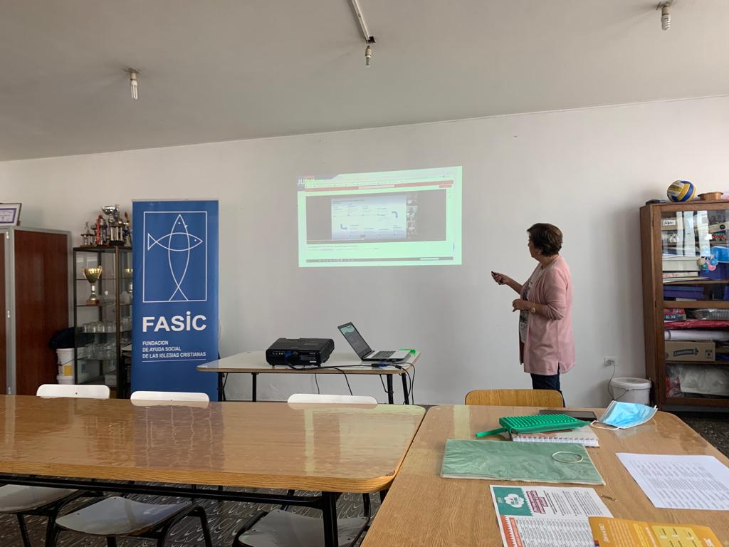 FASICDDHH's tweet image. 🏡La Junta Nacional de Jardines Infantiles #JUNJI capacitó a profesionales del equipo social de #FASIC Arica.
✅ fasic.cl/wp/2022/10/la-…