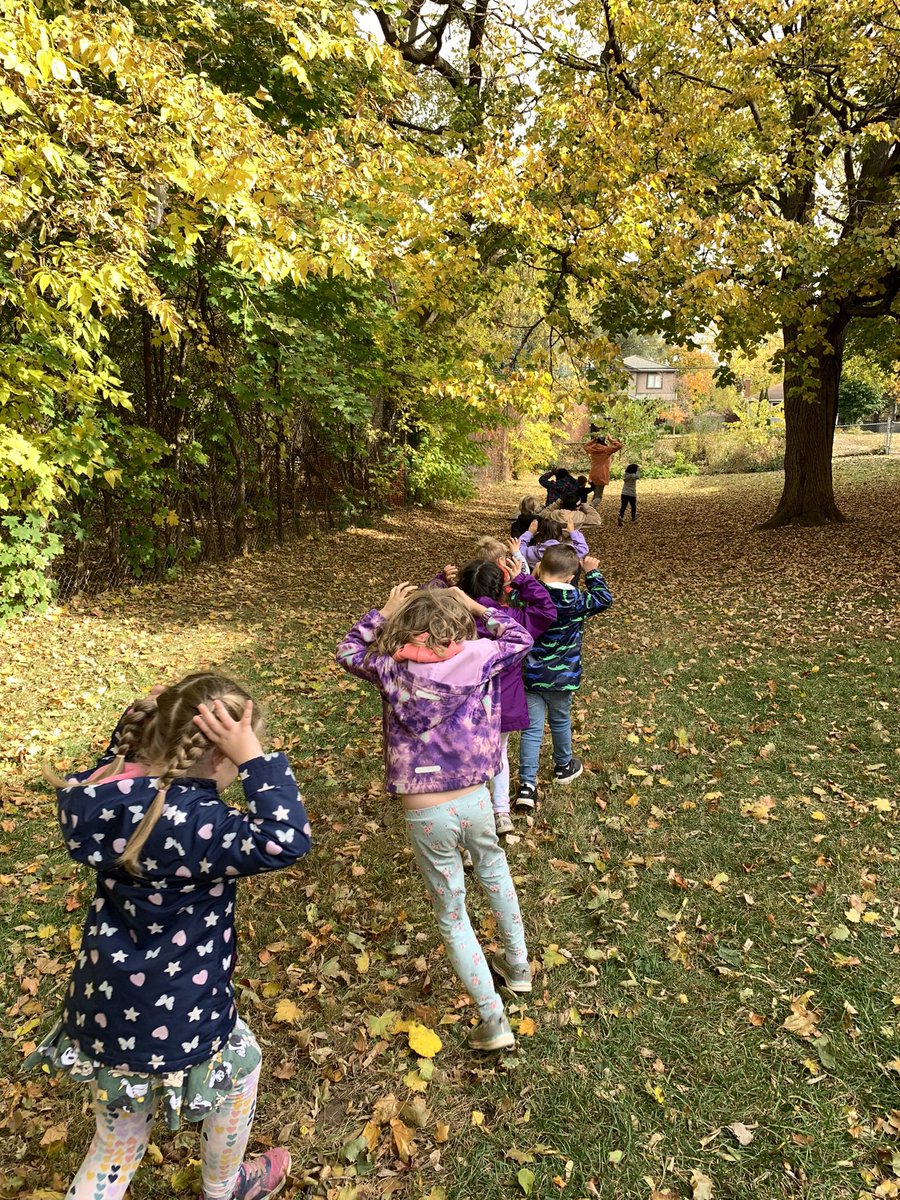Thank you to Shannon from <a href="/LdnEEC/">London EnvEd Centre</a> for visiting our kindergarten classes yesterday! We had so much fun learning about different animals and exploring our schoolyard using our senses. <a href="/louisearbourfi/">Louise Arbour FI</a> <a href="/MrsShackelton/">Laur Shack</a> <a href="/DonnellyEmilie/">Mrs. Donnelly</a> <a href="/LMartinRECE/">Lauren Martin</a>