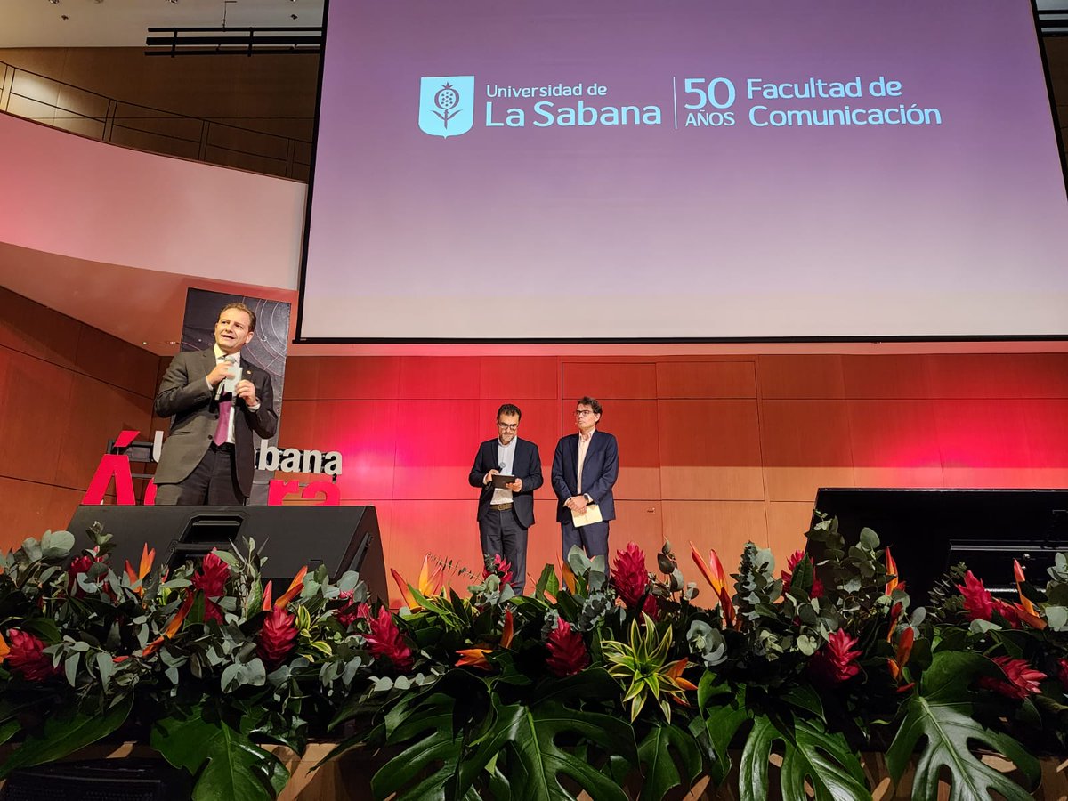 almorsal's tweet photo. Escuchando en @unisabana a @agaviriau @Mineducacion acerca del futuro de la educación en Colombia, en el marco de los #50años de @comsabana. #AgoraTalks El ministro asegura: “La educación debe permitir el florecimiento humano". @RolandoRector dio la bienvenida al evento. https://t.co/P3d7Kwu9UD