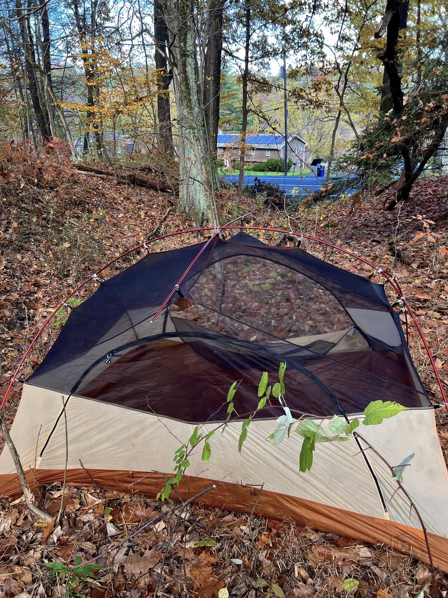 Made it to a few miles outside of the town named after my dog - Hudson NY. The view from my room tonite. 45mi to Poughkeepsie #Walk3 <a href="/PuppyUpOrg/">Puppy Up Foundation</a>