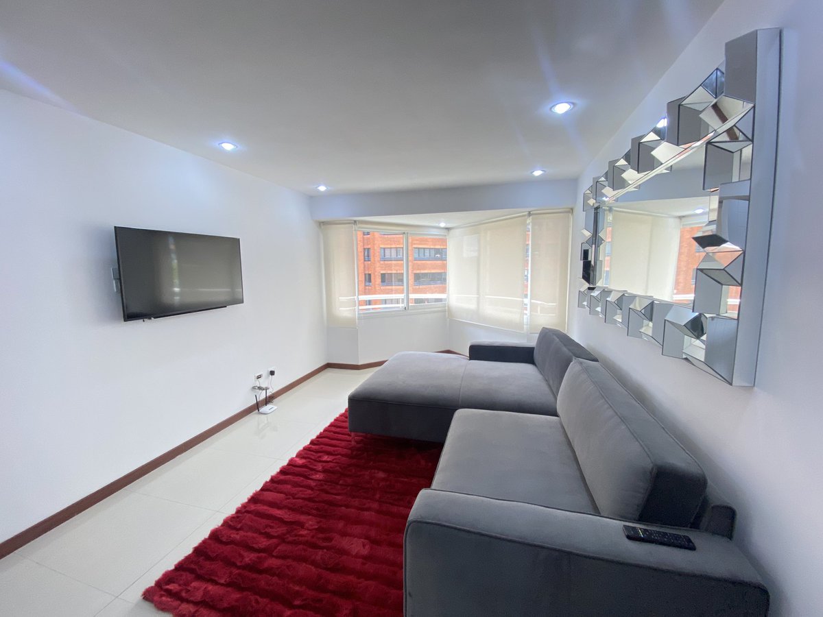 elisresidence's tweet photo. EN ALQUILER
📍El Rosal
74 mts2
2 habitaciones/ 2 baños / 2 puestos de estacionamiento 
A/A central 

Canon: 1.500$ https://t.co/dgVqUlxs57