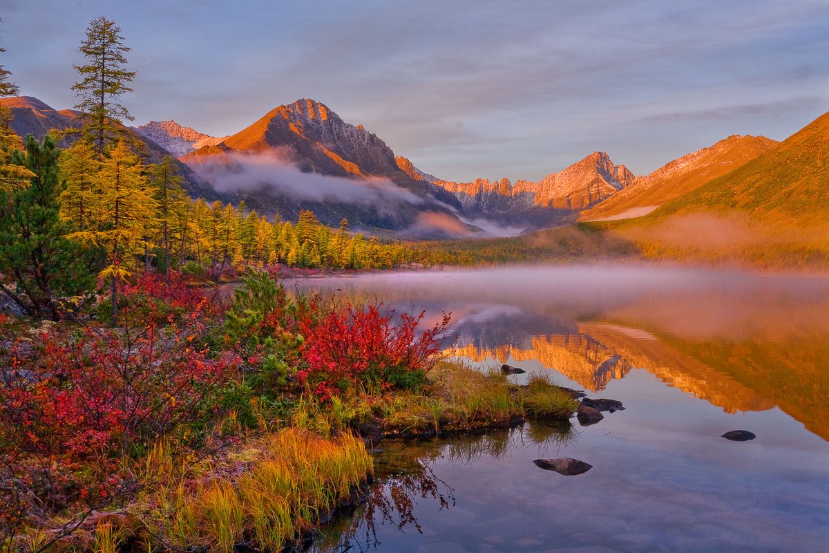 Good morning! (Lake Nevidimka ('invisible'), Magadan Region, Russia)