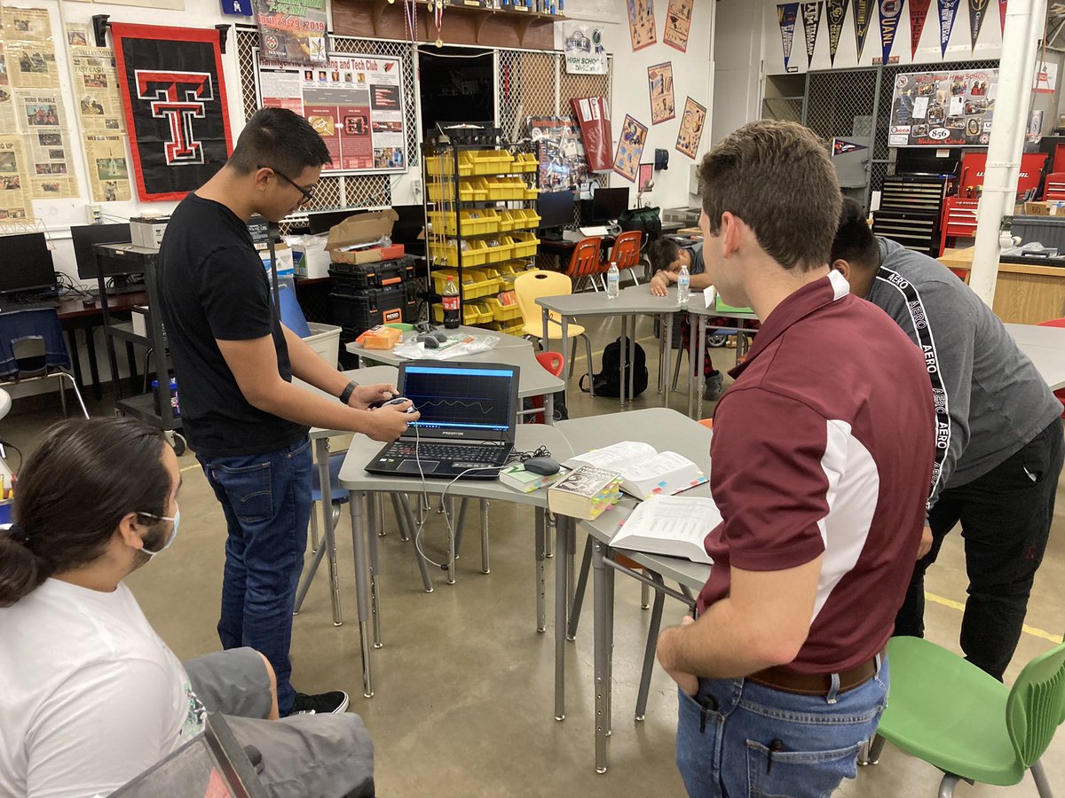 Daniel Guajardo tweet media