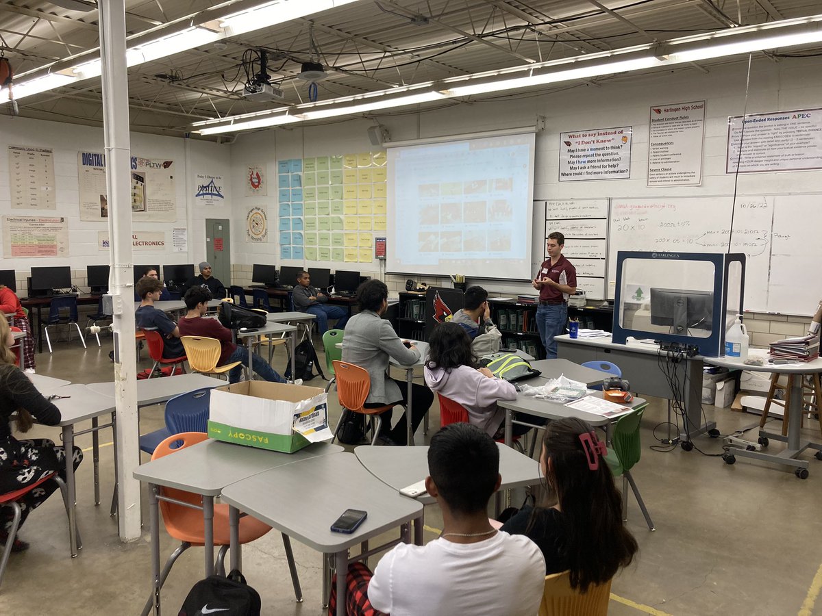 Daniel Guajardo tweet media