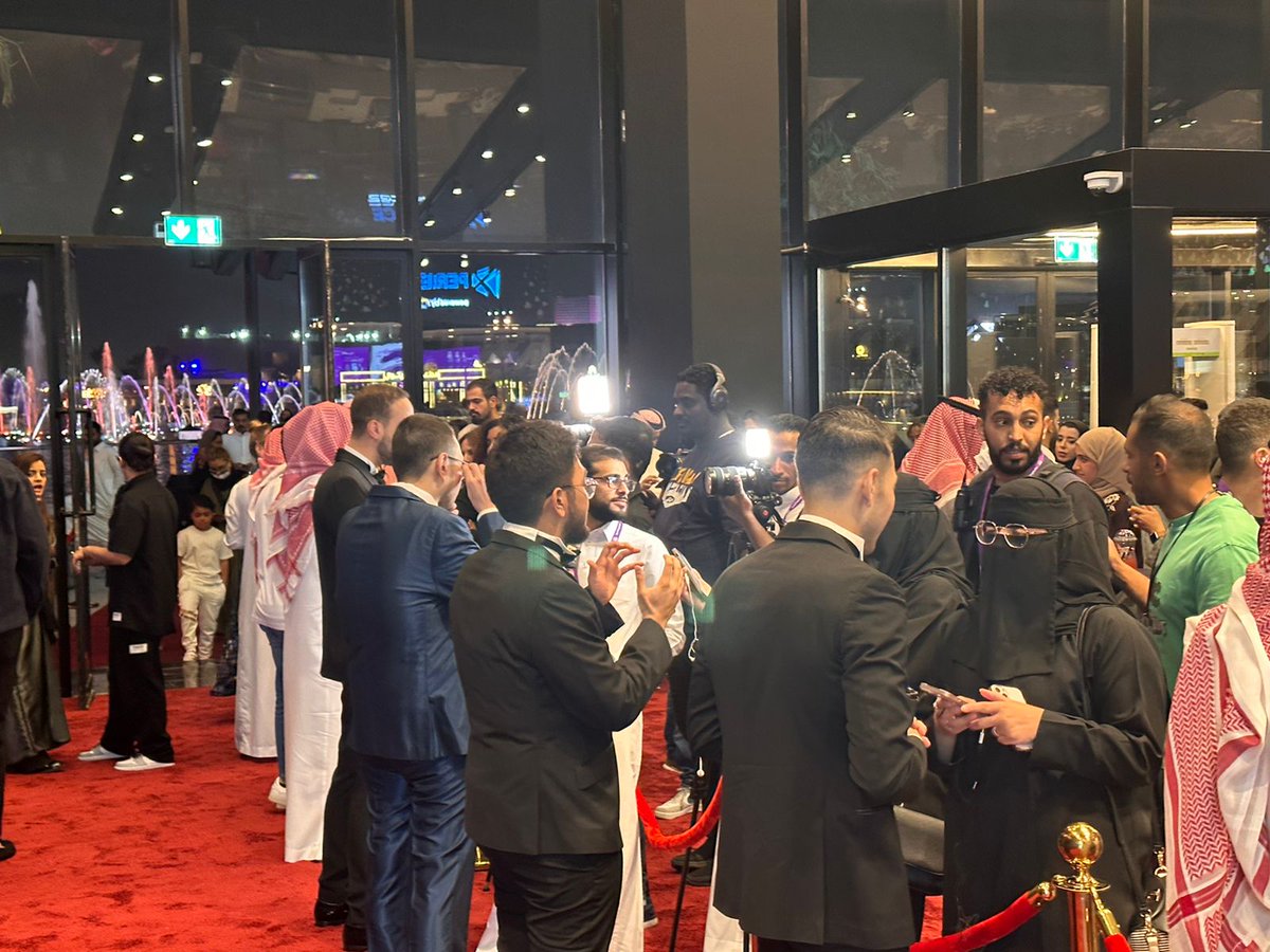 موڤي سينما tweet media