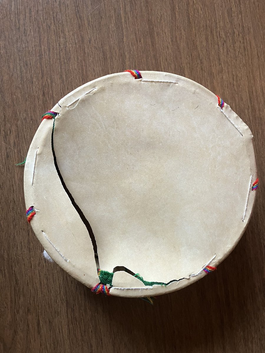 LefurgeTam's tweet photo. We are studying sound waves this week in science. 
This broken drum inspired my first grader Lillian to say, “Sometimes broken things can make beautiful music.”
I think that applies to all of us. #rpscrestwood https://t.co/s0tIjfj0gE