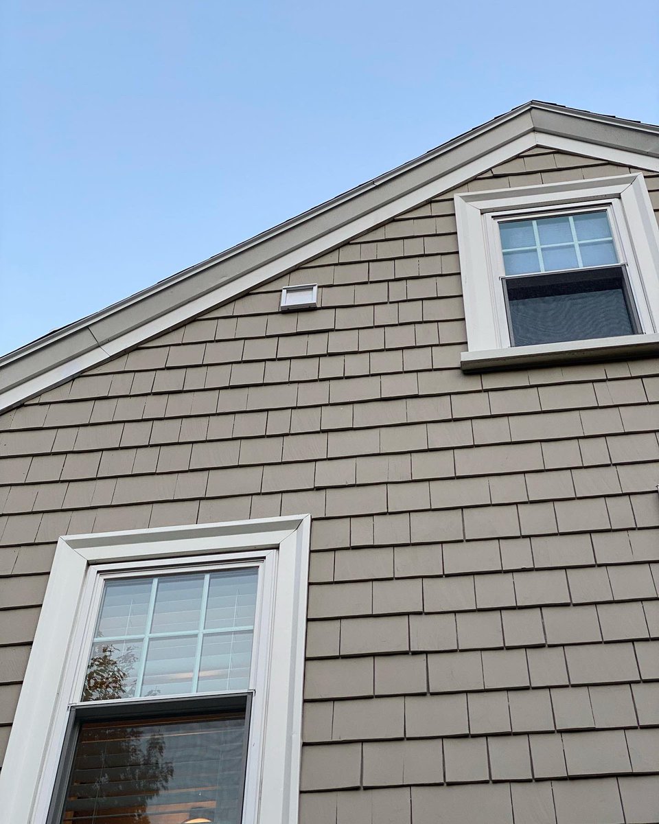 dryerventsma's tweet image. New customer with a new #wallvent and bars in between to help keep rodents out (as they had a bird issue).

If you want to keep rodents out of your vents call 508-709-7748 to get booked today! 

#dryervent #dryerventcleaning #Boston #Worcester