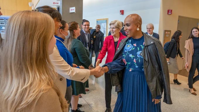 Student Government Alliance members meeting Congresswoman Ayanna Pressley and Senator Elizabeth Warren