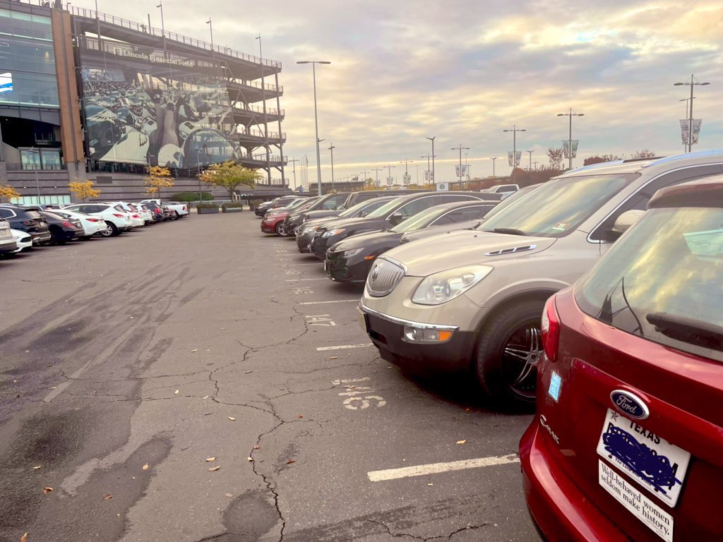Happy to be at Lincoln Financial Field to cheer on #AAChamberPHL award winners (apologies for any offense my TX license plate might cause).