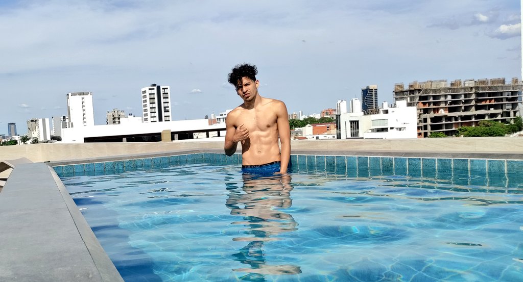 Día en la piscina 😎