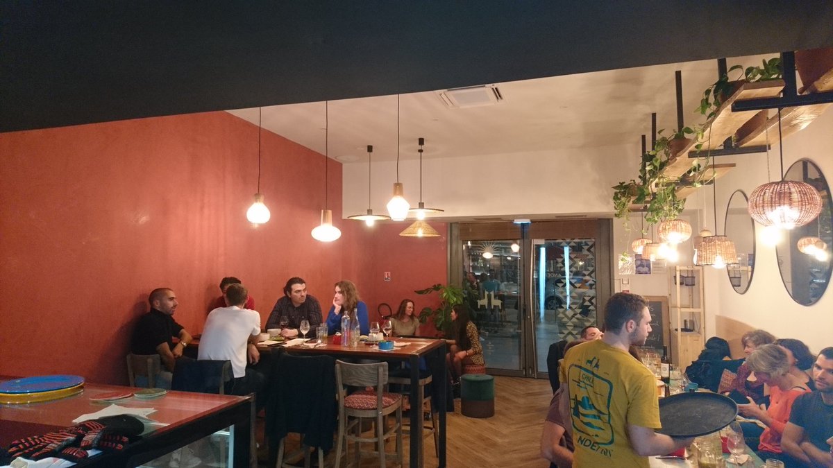 Tonight former <a href="/CentraleMars/">Centrale Marseille</a> students are hosting a special event in their newly open restaurant in #Marseille #LaJoliette. In some sense the inspiration comes from their international mobility in Argentina. Empenadas y buena onda at Andenos restaurant.