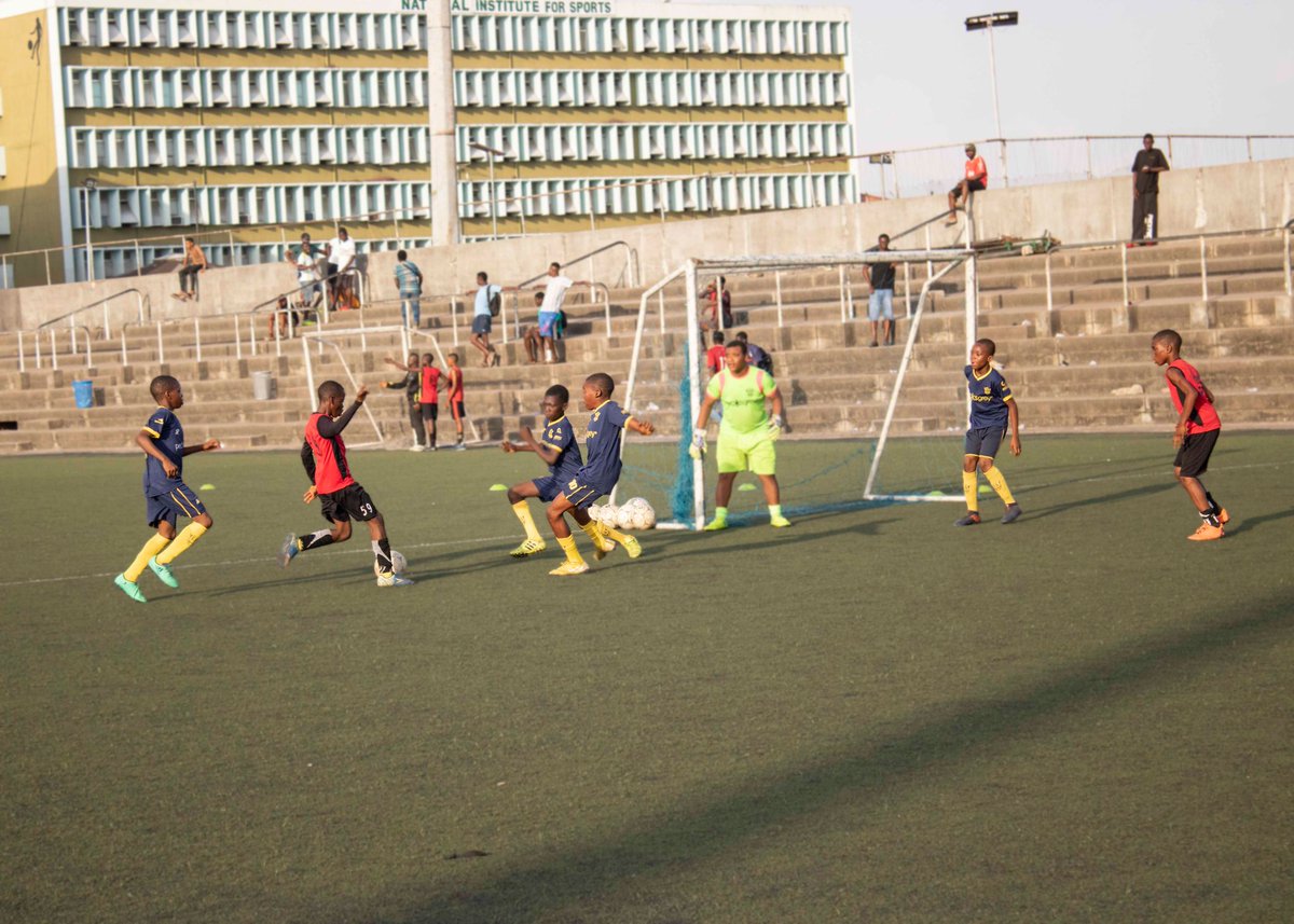f8ballersafrica's tweet photo. 📸 vs @_heritageacademy #PromiseTeam

#football #soccer #footballgoal #footballacademy #WeAreChampions 

WE ARE CHAMPIONS 🏆⚽💛 https://t.co/cYsiEB99Vm