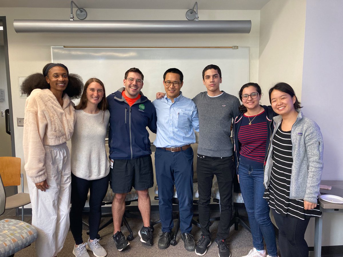 MedAIEmory's tweet photo. Great turnout at today’s MedAI lunchtime talk featuring Dr. Jeffrey Wang who gave us a birds-eye view about machine learning in medicine. Thanks everyone for coming out - stay tuned for more events like this! https://t.co/ZTBif33Jhy