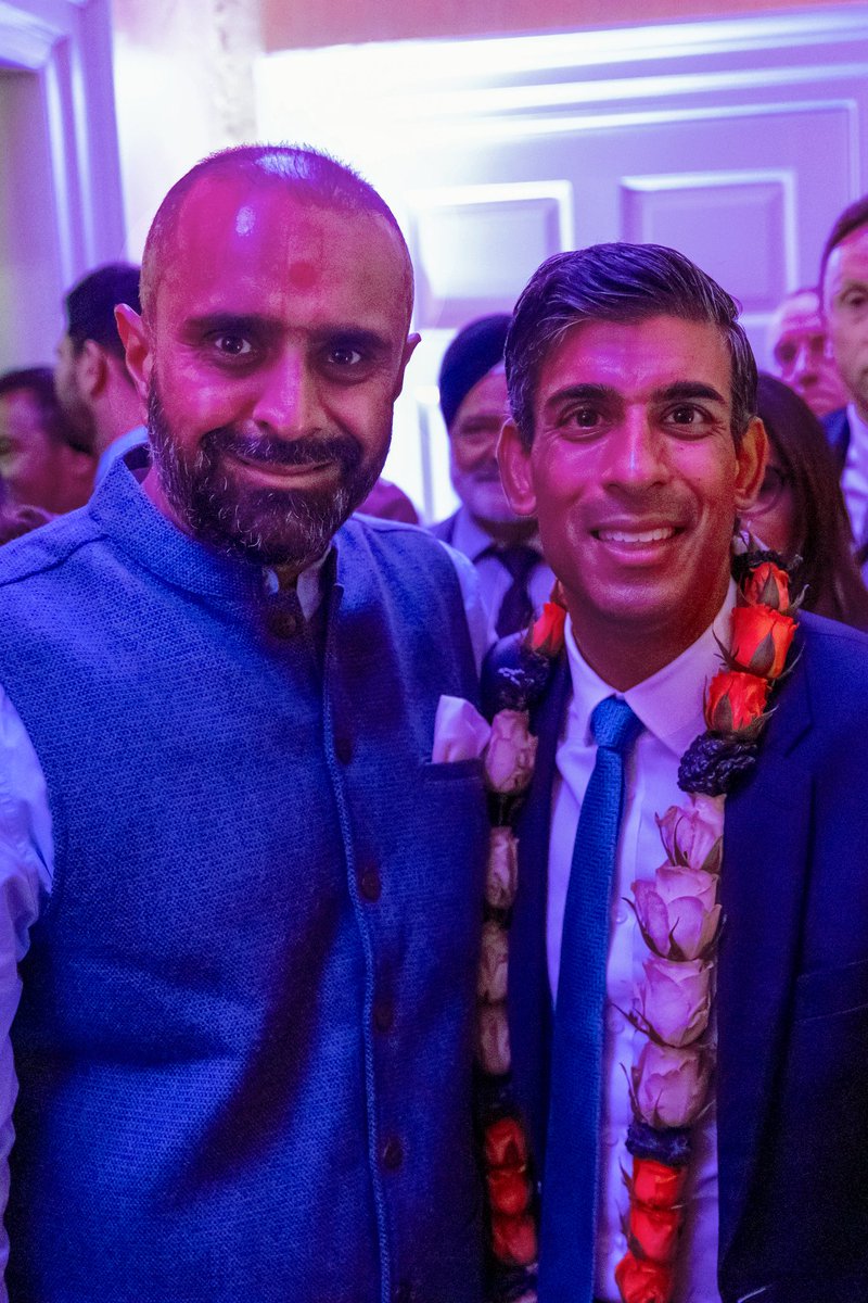 It was an honour for trustees of <a href="/BAPS/">BAPS</a> Neasden Temple to be invited by the Prime Minister <a href="/RishiSunak/">Rishi Sunak</a> for a #Diwali reception at <a href="/10DowningStreet/">UK Prime Minister</a>.