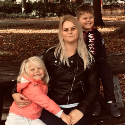 lucyjs1985's tweet photo. #NewProfilePic https://t.co/cqp1ASEvnA
