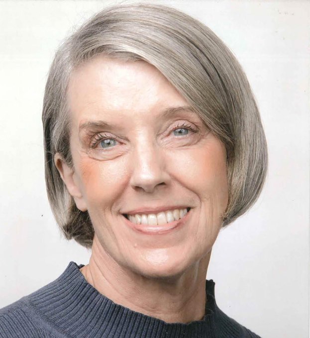 APUEnglish's tweet photo. Meet Dr. Carole Lambert! The author of several books &amp; an expert on comparative literature, Dr. Lambert specializes in Holocaust studies, namely the teaching &amp; writings of Elie Wiesel. Students tackle challenging narratives through focused analysis of literary classics. https://t.co/tgvDyhfCIt