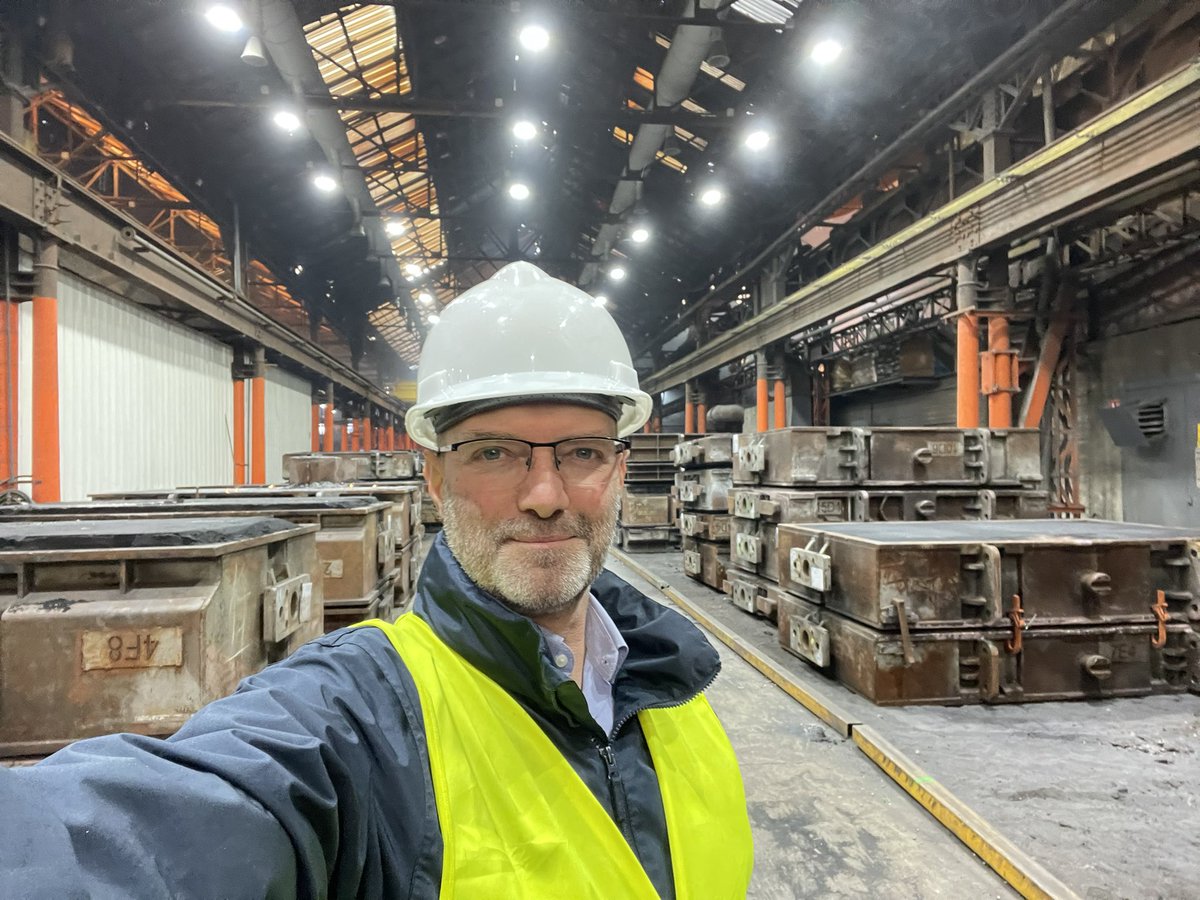 BGonthiez's tweet photo. La Haute-Marne est emblématique d’un point de vue industriel et du Made In France 🇫🇷
La fonderie #SOVAL à Brousseval fabrique des milliers d’accessoires équipant nos voiries et nos réseaux d’#eau potable💧Un savoir faire unique entretenu avec passion par plus 500 employers. https://t.co/mpeJDI5dXs