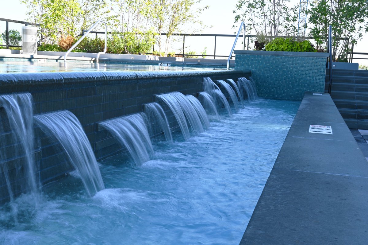 At the 2022 Lambda Alpha GW Annual Awards, Lee and Associates, Inc. and Eric Colbert &amp; Associates were presented with the “Outstanding Project - Less than 40,000 SF” award for i5 at Union Market, located at 320 Florida Ave NE. Great job, and congratulations to all!