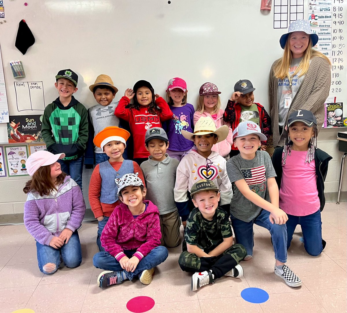Today was hat day at <a href="/STE_Stallions/">Stewartsboro Elementary</a>! #funsiesinfirst #RedRibbonWeek2022 #livelifedrugfree