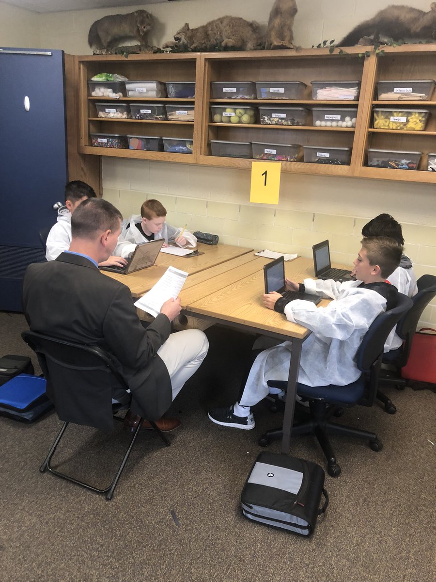 dschenz45's tweet photo. It was an honor to be invited into 6th grade science today. Mr. Shoemaker and Mrs. Compher’s students were engaged in a medical detective activity. Definitely some future doctors in our midst. #CometSmart #EveryCometCounts @PLTWorg @Coventry_Comets https://t.co/ij8cuaGHbF