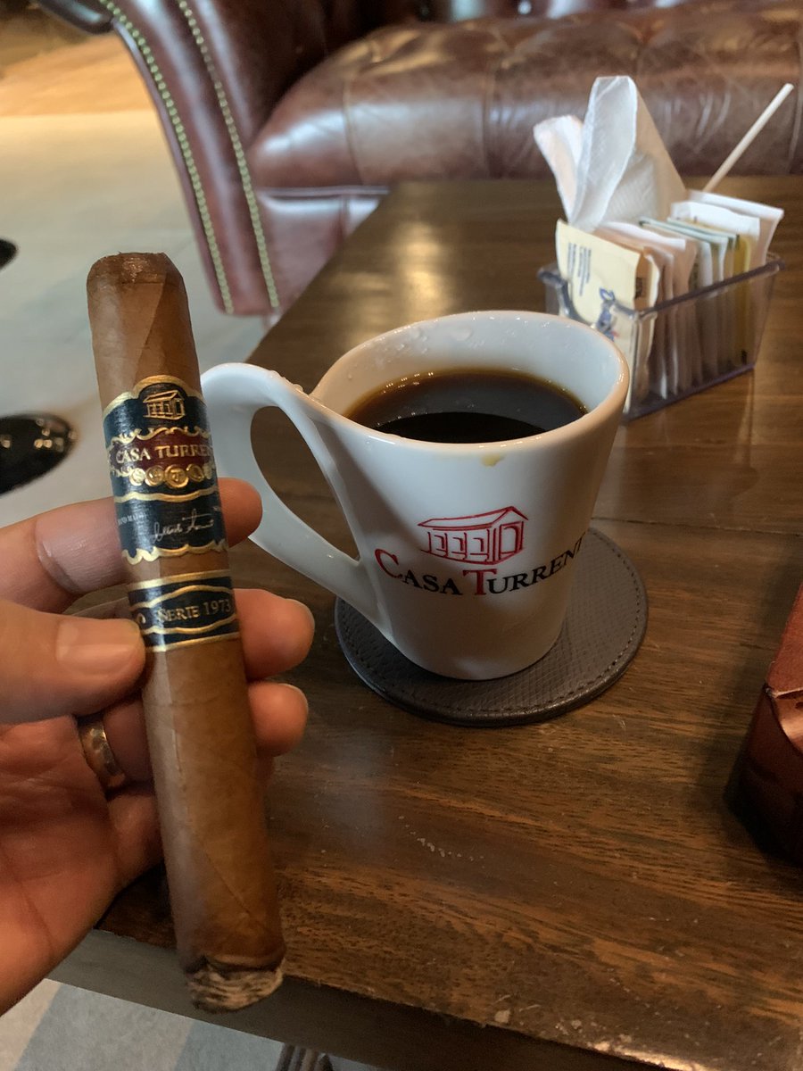 De los mejores exponentes de Mexico en el mundo de premium cigars. Felicidades <a href="/CasaTurrent/">Casa Turrent</a>