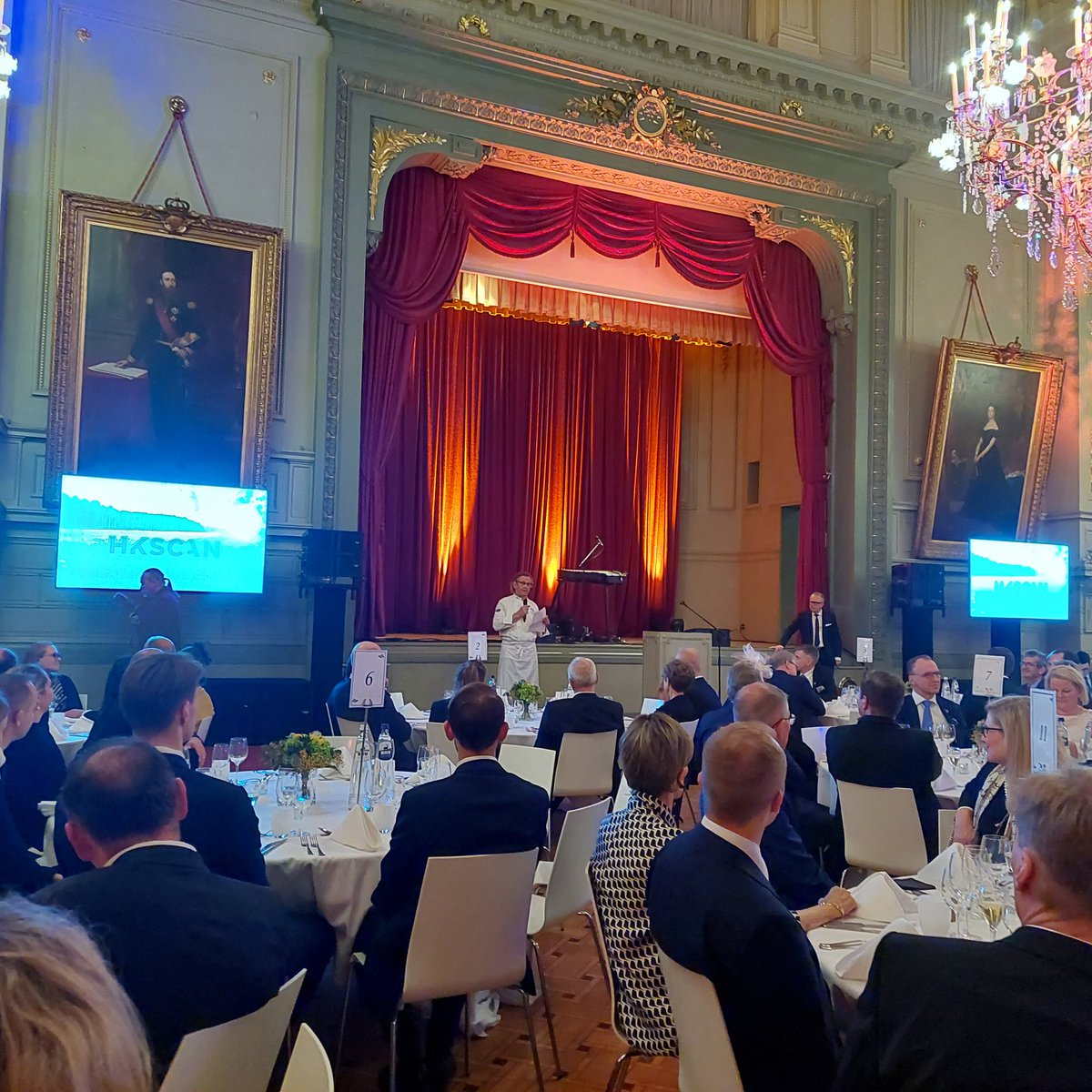 SG @pekka_pesonen addressed this evening the audience at the celebration of 30y of Brussels Finnish 🇫🇮 agriculture office by outlining main challanges and preospects for the future of EU & Finnish farmers and agri-cooperatives #Bryssel30v Congratulations @MTKry @PellervoFi 🙌 🥳