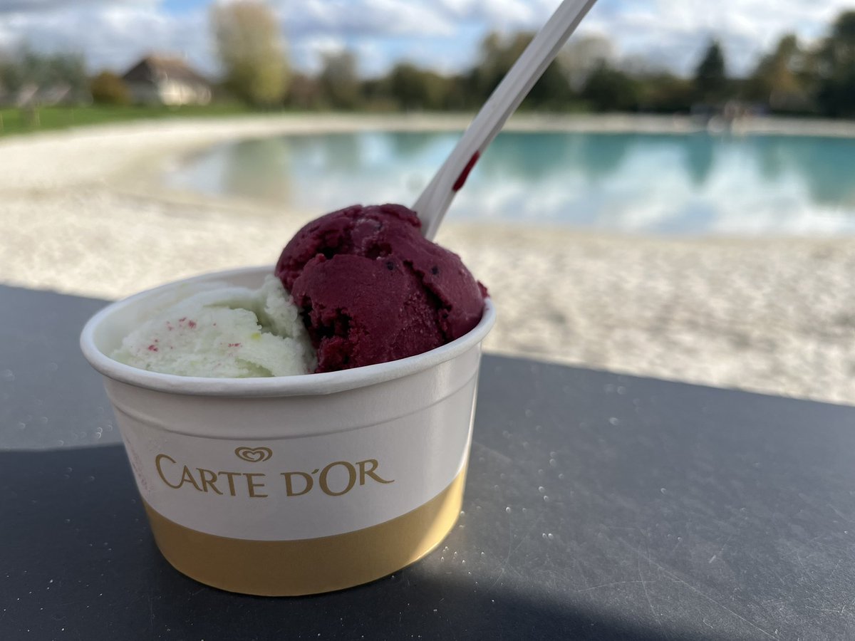 nicbland's tweet photo. @catekitchen In northern France today and it’s been 24c today. Crazy https://t.co/LbJmEhT90Y