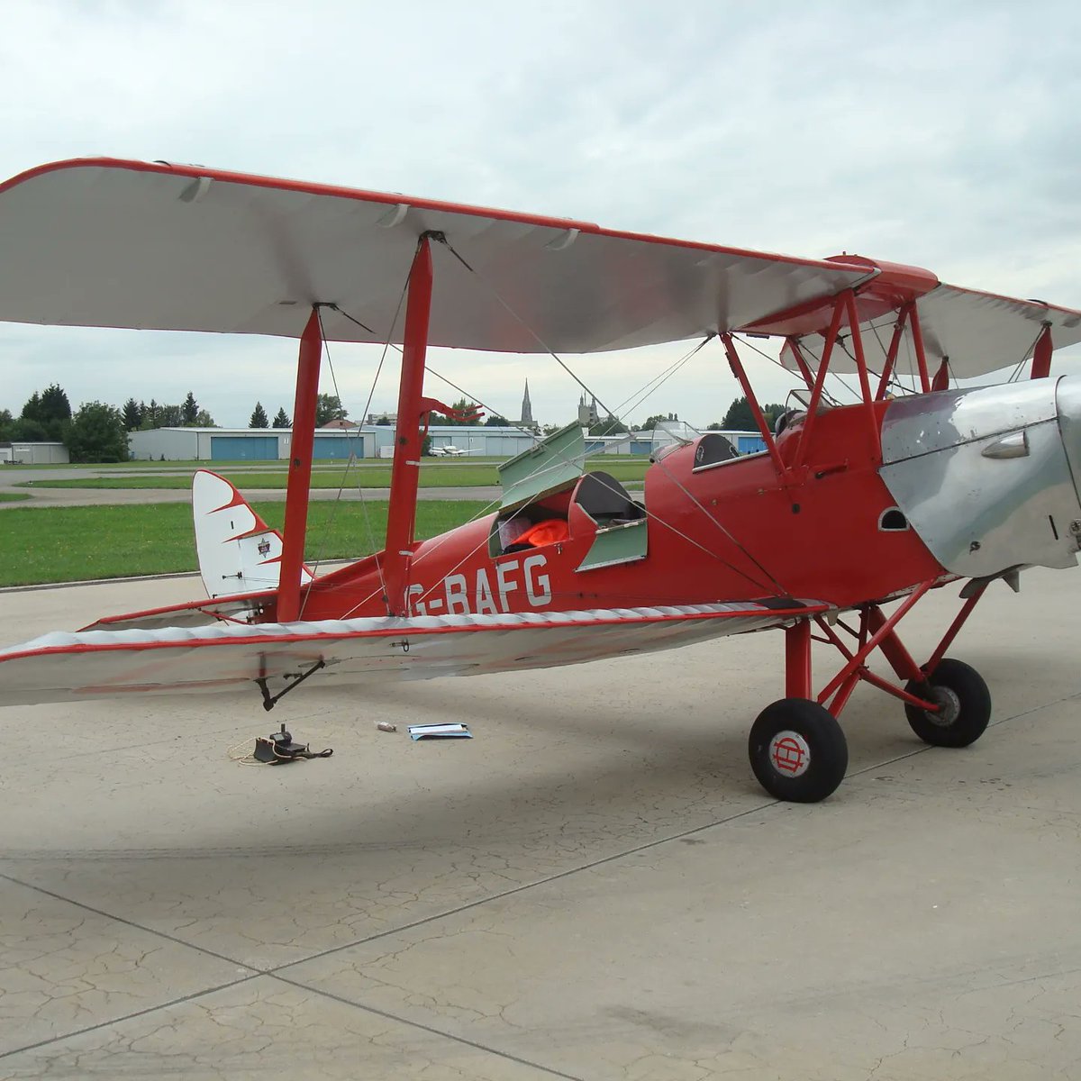 Happy 91st Birthday to the fantastic DH82 Tiger Moth with its first flight taking place on the 26th October 1931
#VintageFabrics #AudleyEndAirfield #WarbirdRepaint #AircraftRepaint #AircraftMaintenance #AircraftFabric #Warbirds #deHavilland #DH82 #TigerMoth