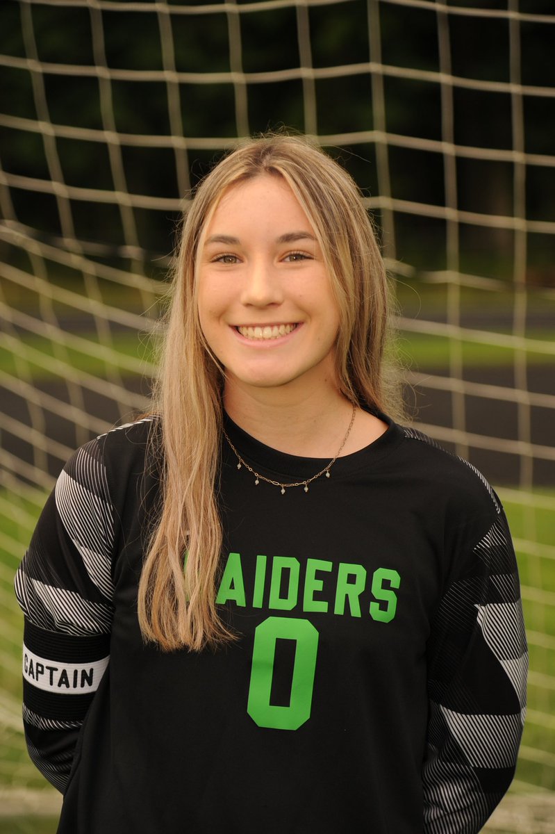 Senior Captain Elise Aniol finishes her career in goal for this team. This year she earned 1st Team County and Conference and Honorable Mention for Districts! She ended this season with 64 saves and had a career 238 saves for three years! 💚🤍 Thank you for everything LA ⭐️