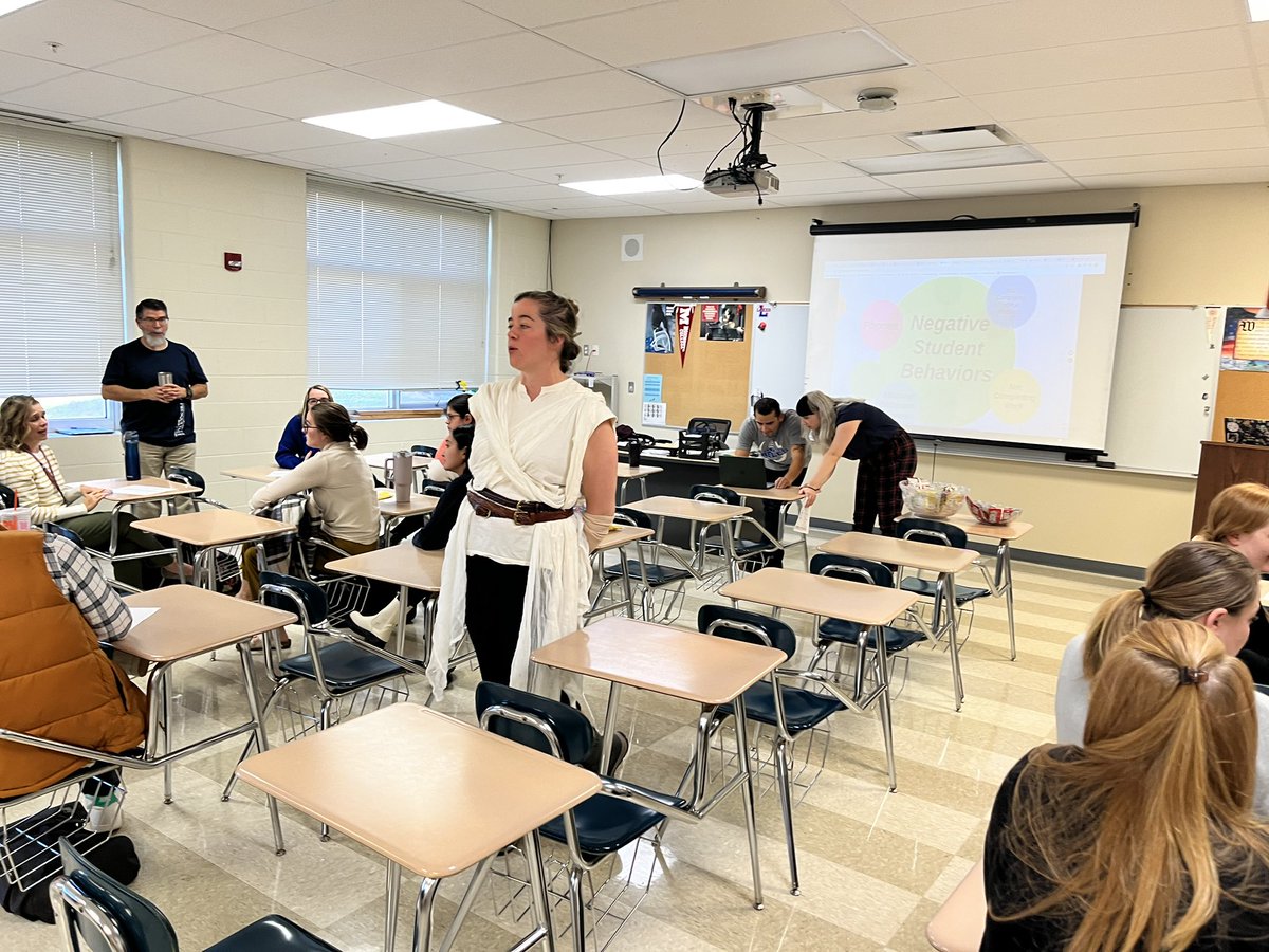 LCHSCoCorner's tweet photo. Working with new teachers to put out fires. Thanks to @melissa_cross, Sarah Morley, and Kate Kiefer from our mentor program for inviting us in! https://t.co/rWAyhECreV