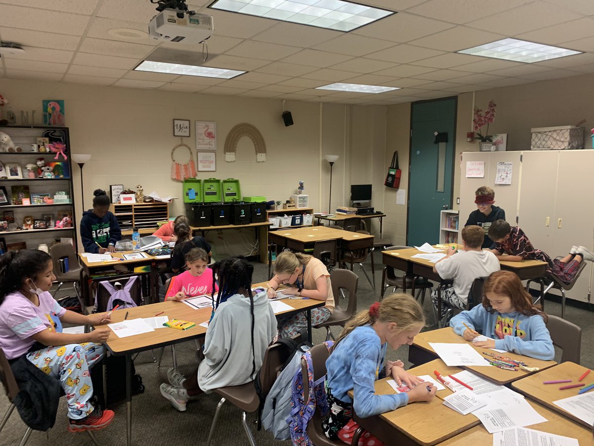 Student council prepping for our veterans! <a href="/HumbleISD_HHE/">Hidden Hollow Elementary</a>