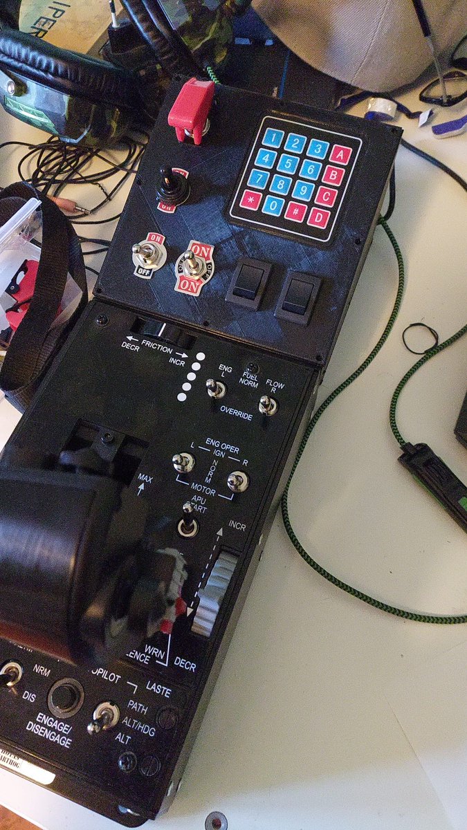 Ampliando mi <a href="/TMThrustmaster/">Thrustmaster Official</a>. <a href="/eagledynamics/">Eagle Dynamics</a> <a href="/Escuadron69_/">Escuadron69</a>