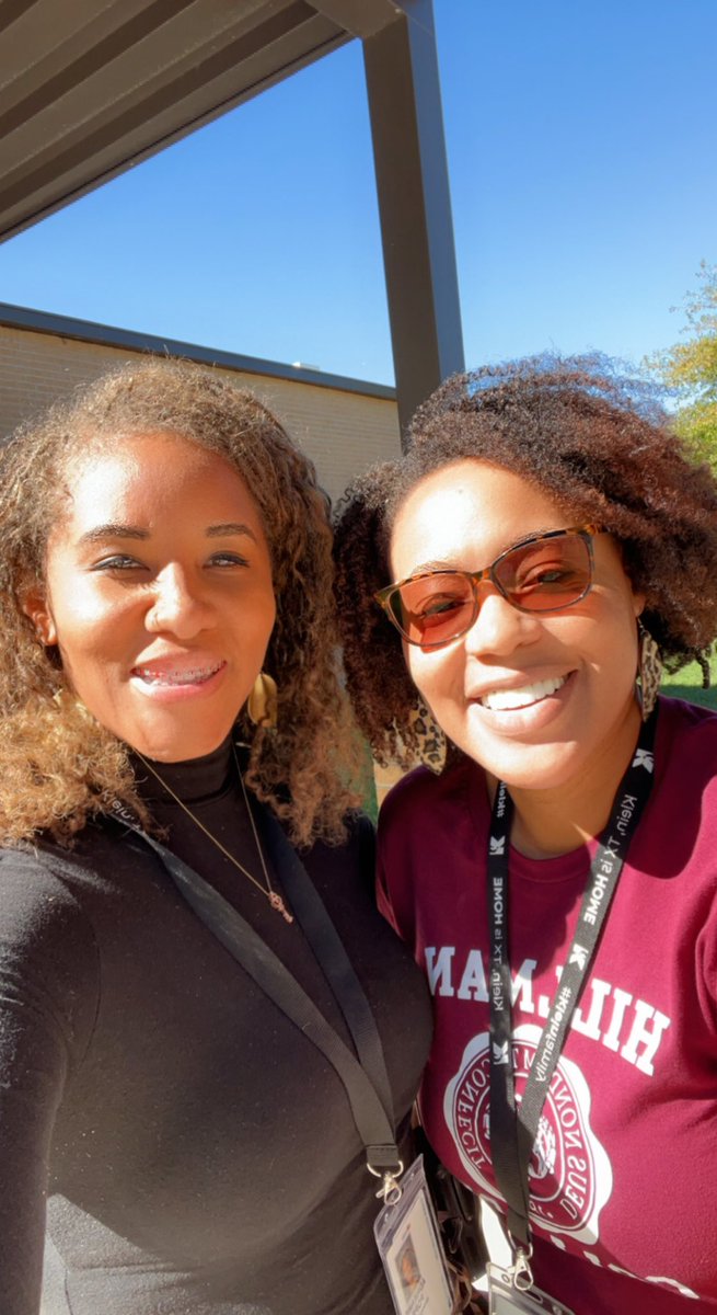 Math_is_my_jam's tweet photo. I love my mentor and I’m grateful for all the knowledge she shares with me! @KleinProfLearn #APCommence https://t.co/NCrw4X8QNd