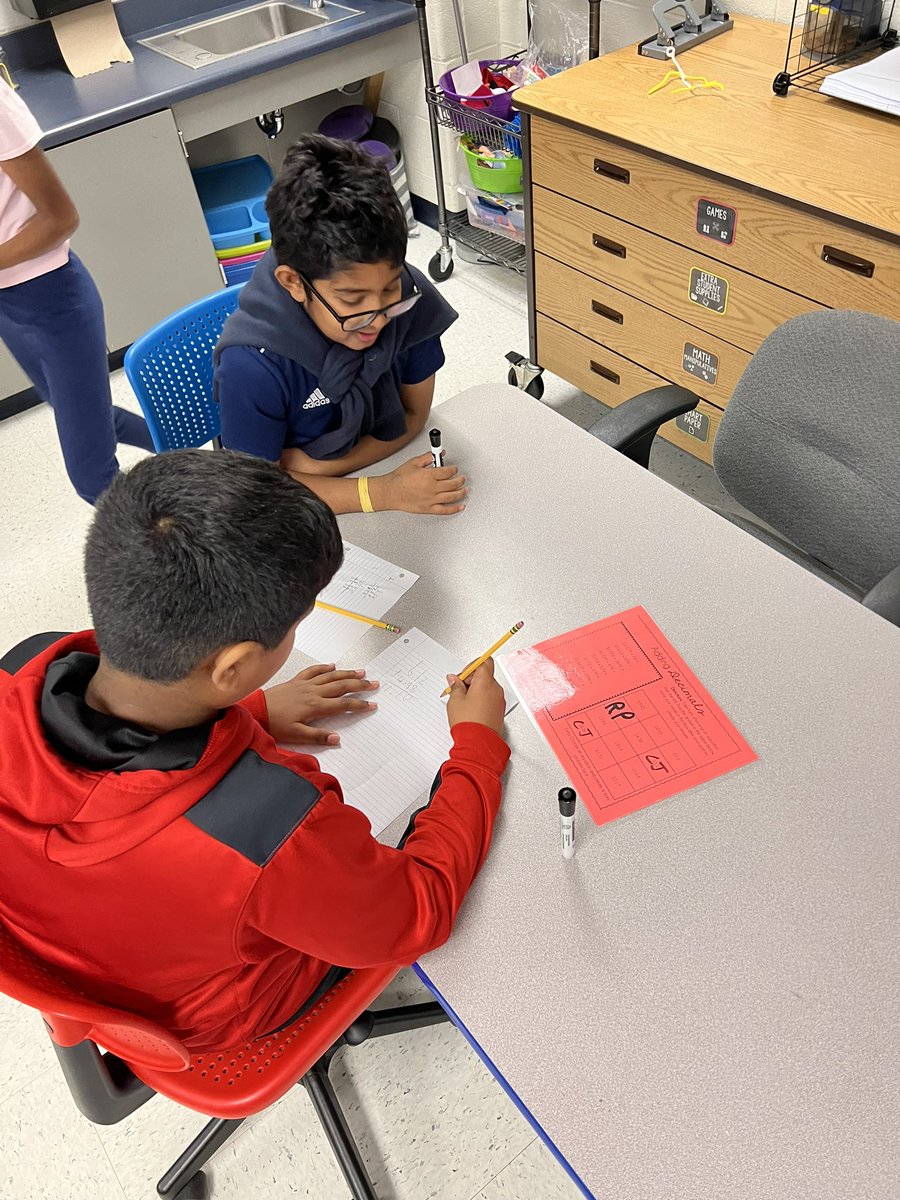 Miss Gray tweet media