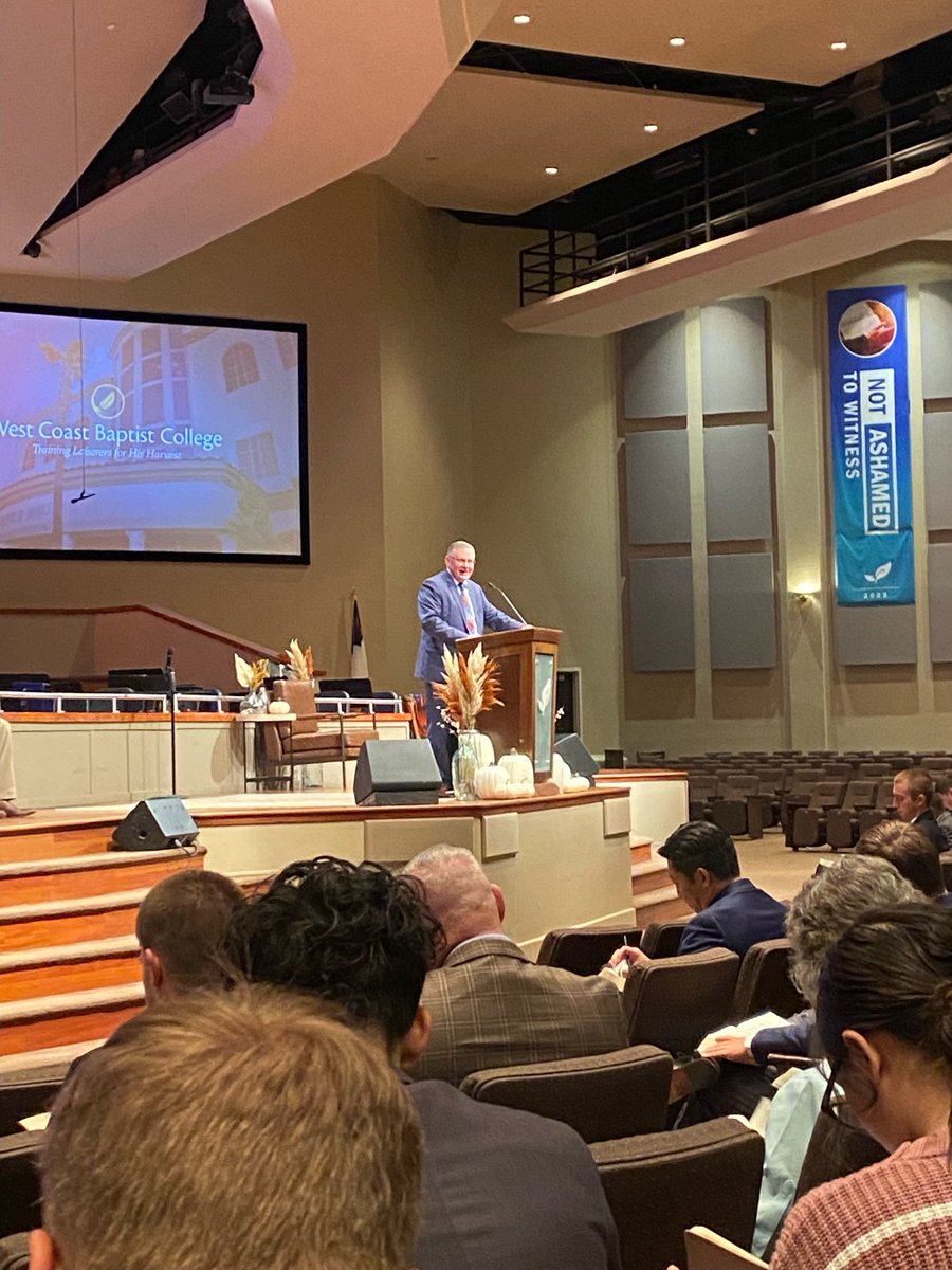 jerry_collins8's tweet photo. I had the opportunity to preach in college chapel this morning #wcbc https://t.co/bg3PoUOU3s