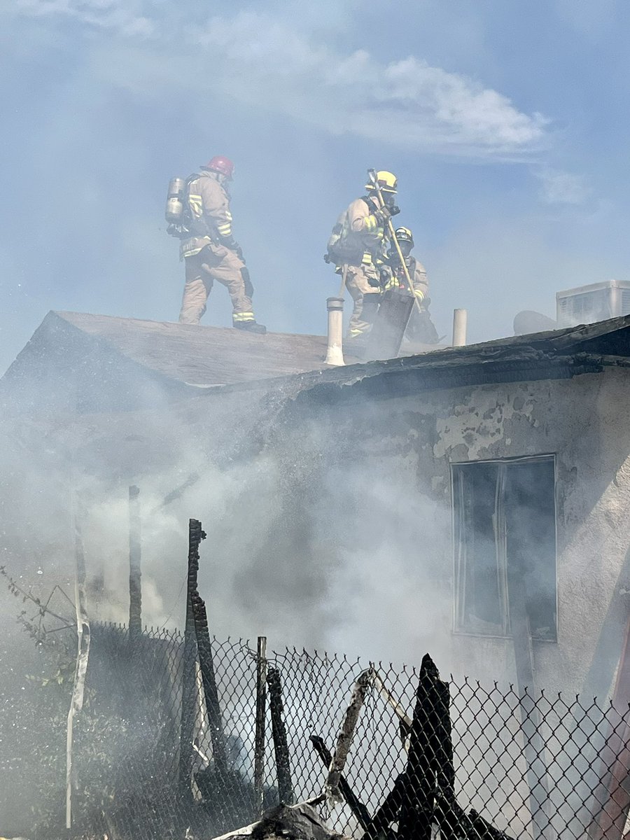 CALFIREBDU's tweet photo. #UnionIC [Final] Crews continue to overhaul. Major loss of structure and contents. 1 minor civilian injury. No firefighter injuries. No damage to exposures. Cause remains under investigation. @SanManuel @SBCOUNTYFIRE @sbcountysheriff #CALFIREprevention https://t.co/ZOXSHhYJaq