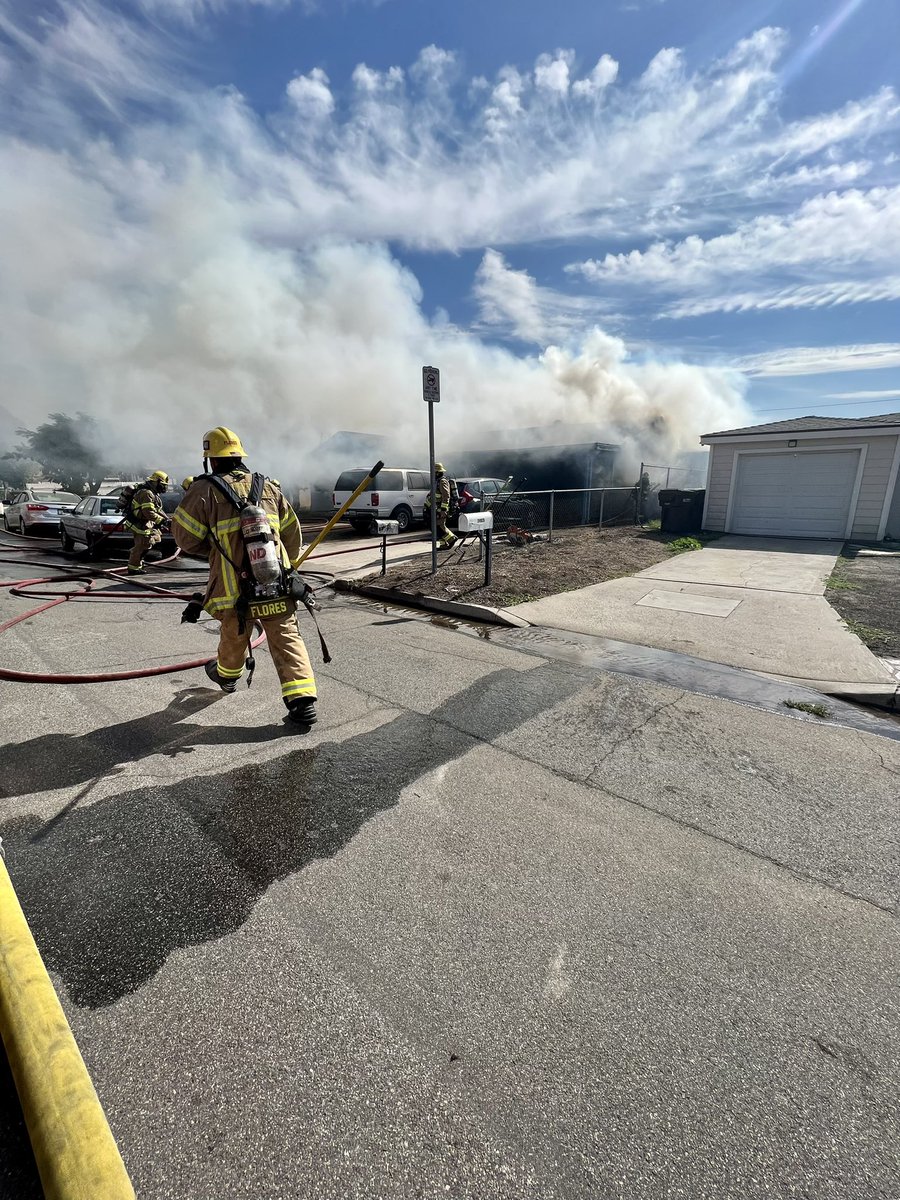 CALFIREBDU's tweet photo. #UnionIC [Final] Crews continue to overhaul. Major loss of structure and contents. 1 minor civilian injury. No firefighter injuries. No damage to exposures. Cause remains under investigation. @SanManuel @SBCOUNTYFIRE @sbcountysheriff #CALFIREprevention https://t.co/ZOXSHhYJaq
