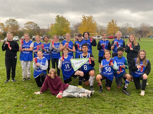 CAGE champions for this <a href="/Branlynbulldogs/">Branlyn Community</a> soccer team. So proud of their hard work and determination!!  🥇🥇<a href="/GEDSB/">Grand Erie District School Board</a>