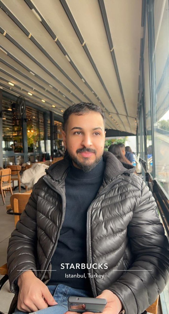 Saher_Des2's tweet photo. رغبة كل يوم رغبتي الأزلية في إعتناقك وعِناقك أُريد حقي في اللجوءِ إليك في إعتلائِكَ .
#اسطنبول https://t.co/uJSOFrUMAK