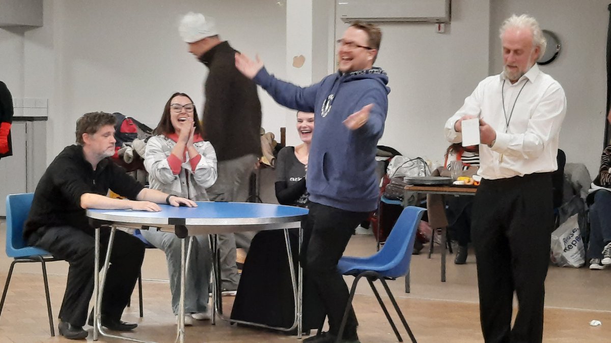 Gayle Wade (@wadeswords13) on Twitter photo Rehearsing this evening for <a href="/IrvingStageCo/">Irving Stage Company</a> #HelloDolly - on at <a href="/TheatreRoyalBSE/">Theatre Royal Bury St Edmunds</a> 8-12 November 2022😃🎭🎶
Book tickets: theatreroyal.org/shows/hello-do… Rehearsing this evening for <a href="/IrvingStageCo/">Irving Stage Company</a> #HelloDolly - on at <a href="/TheatreRoyalBSE/">Theatre Royal Bury St Edmunds</a> 8-12 November 2022😃🎭🎶
Book tickets: theatreroyal.org/shows/hello-do…