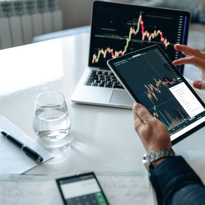 Pretty Pauline Copywriter tweet media