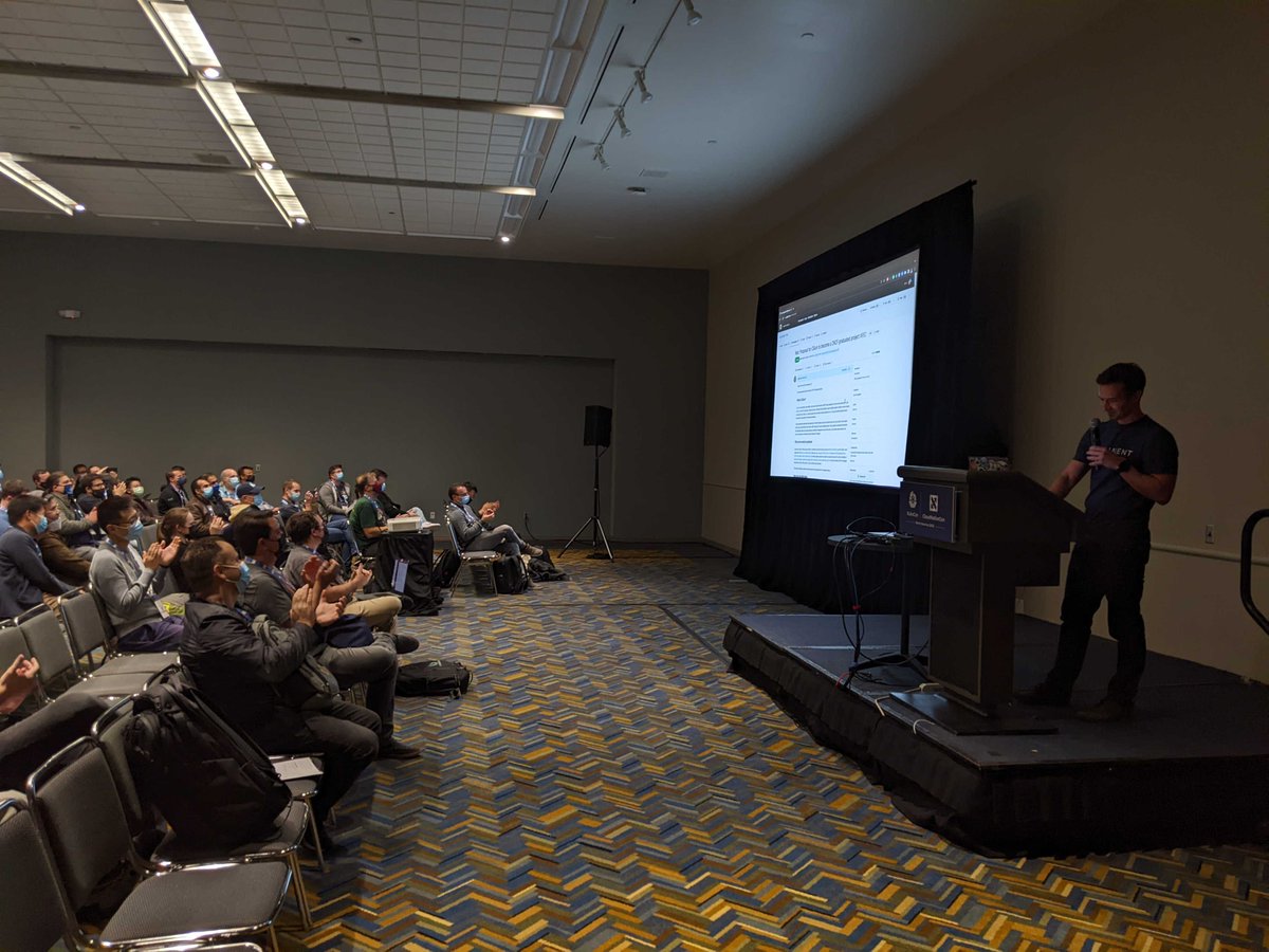 Live on stage @KubeCon_ 💯🚀🎊 Cilium has applied to graduate from @CloudNativeFdn Show your support on Github github.com/cncf/toc/pull/… #KubeCon