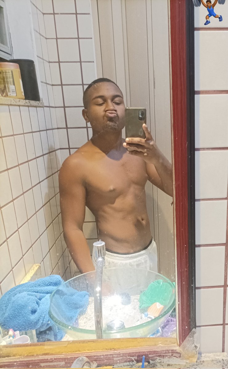 NGC_Jeff's tweet image. Ignorem o beiço 😗💪🏾