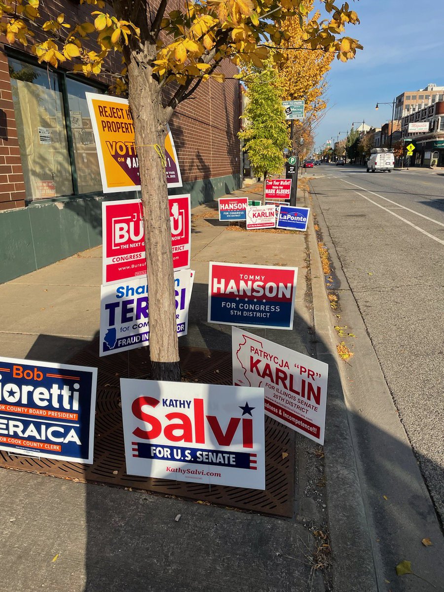 NorthsideChiGOP's tweet photo. Great to see all this support for our unbelievable people running to improve Chicagoans lives 💪 #RedWave #TRUNKSUP🐘 @DarrenBaileyIL @Trussell4IL @ThomasDeVore76 @PrKarlin @salviforsenate @votedanbrady @BobFiorettiChi @VoteTeresi @Laura_Chicago @MarcJames4IL @Nicole4Senate6 https://t.co/WKFnqEabBT