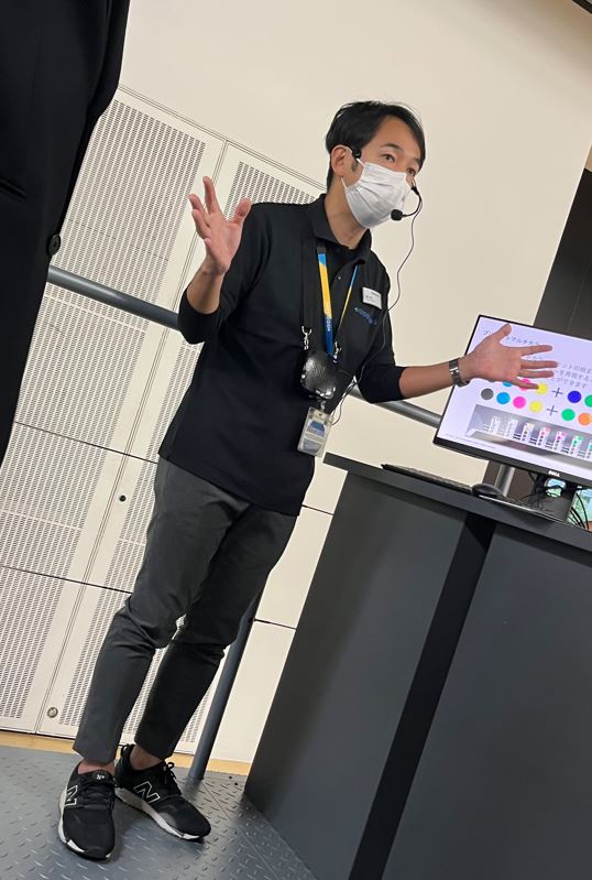 HeidelbergJapan's tweet photo. 先週開催されたオープンハウス Push to Stop end to end 2022 -Always A Step A Head- 
たくさんのお客様にご来場いただきました。
本当にありがとうございました！
メインデモ後のハイデルベルグ・ジャパンのエキスパートとの対話セッション、「Meet our experts」の様子を一部お伝えします。 https://t.co/1SEzi4mGws
